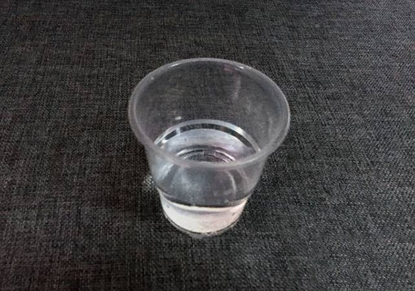 ŷ,